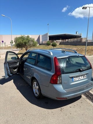 Volvo V50