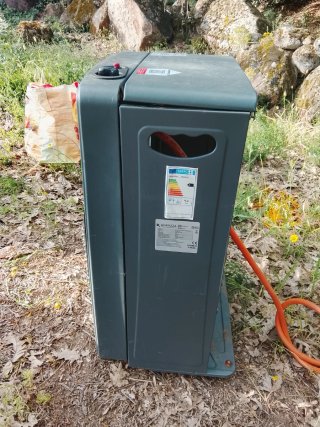 Estufa de gas FULMO gris con tubo y regulador