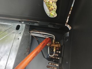 Estufa de gas FULMO gris con tubo y regulador