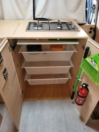 Furgoneta ford transit camperizada