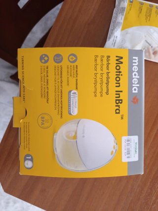 Medela Sacaleches Motion InBra + Accesorios