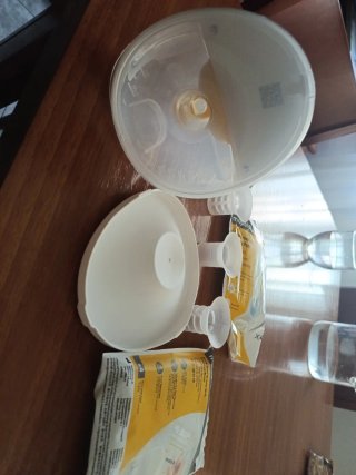 Medela Sacaleches Motion InBra + Accesorios