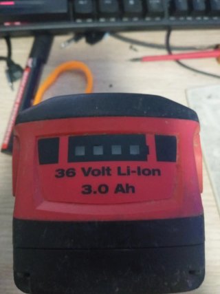 Batería hilti CPC 36v