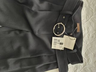 2 Pantalones mujer negro y azul marino a estrenar