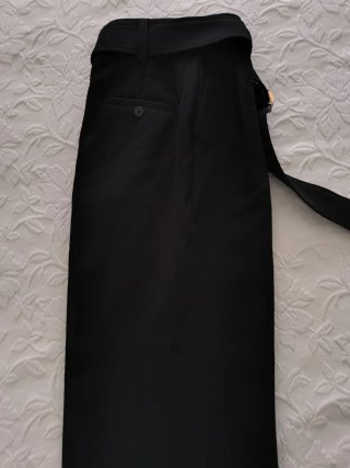 2 Pantalones mujer negro y azul marino a estrenar