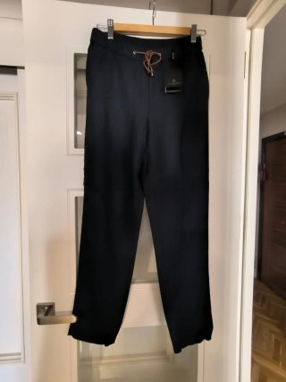 2 Pantalones mujer negro y azul marino a estrenar