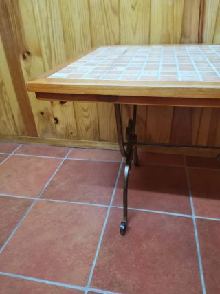 Mesa centro madera y cerámica