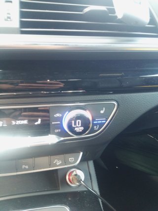 Audi Q5 2019 sline
