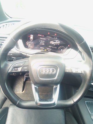 Audi Q5 2019 sline