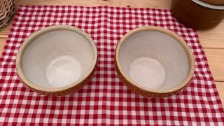 Antiguos cuencos de gres