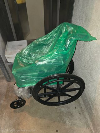Silla de ruedas nueva en perfecto estado