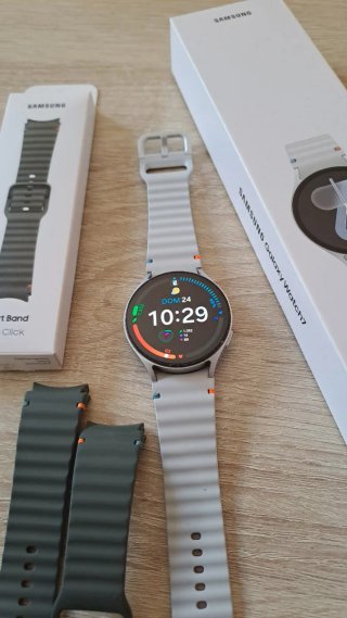 Samsung Galaxy Watch7 44mm Plata y Correa Verde