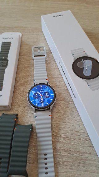 Samsung Galaxy Watch7 44mm Plata y Correa Verde