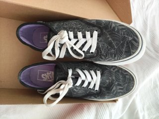 Zapatillas Vans Negras con Estampado