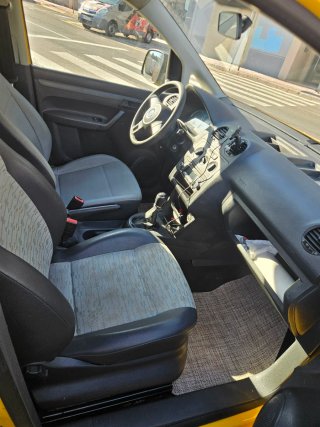 Volkswagen Caddy 2012
