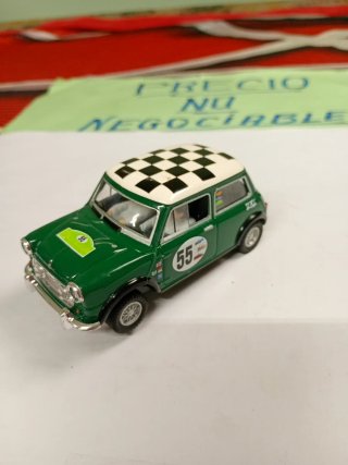 Scalextric Mini Cooper 1.32 leer descripción
