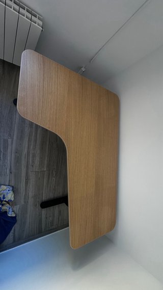 Escritorio regulable en altura madera y metal