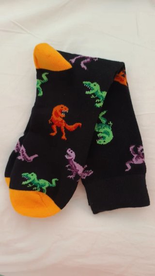 Calcetines dinosaurios hombre talla hasta la 46.