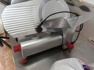 Cortadora de charcutería profesional  2 unidades