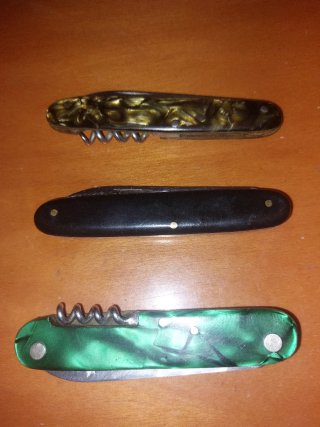 Set di tre coltelli multiuso vintage