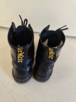Stivali Dr. Martens neri lucidi donna taglia 37