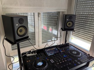 Alquiler XDJ-AZ all-in-one (Navarra y Madrid)