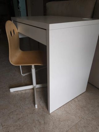 Escritorio y Silla IKEA