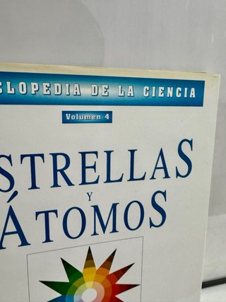 Estrellas y Atomos (vol. 4)