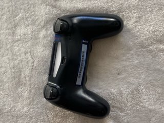 PS4 Slim  1TB + Mando Original