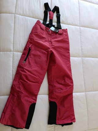 Peto de esquí y guantes niña