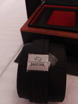 Reloj Jaguar Negro y Plateado