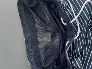 Bañador H&M Rayas Negras y Blancas