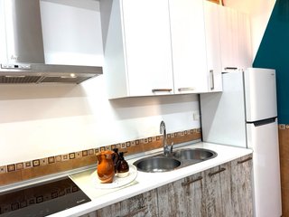 Cocina blanca y vintage de 1 año 320cm