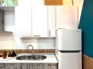 Cocina blanca y vintage de 1 año 320cm