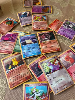 22 Cartas pokemon, (2006 y 2007)