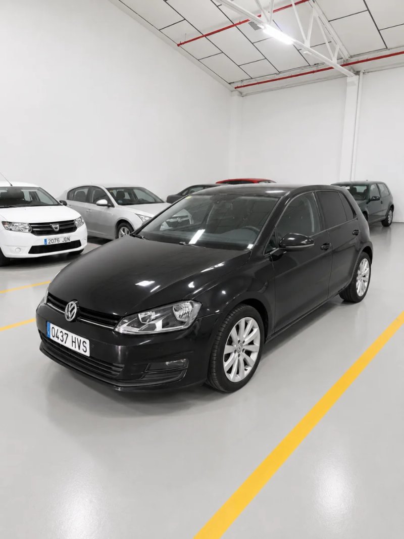 Volkswagen Golf VI 1.6 TDI CR Advance DSG 3p 2014