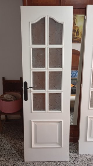 Puerta interior pino macizo con cristalera