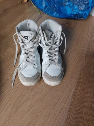 Zapatillas bota alta Nike Talla 37