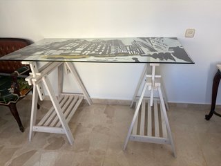 Mesa escritorio cristal y madera