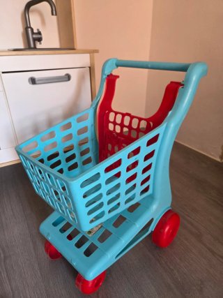 Cocinita de madera estilo IKEA