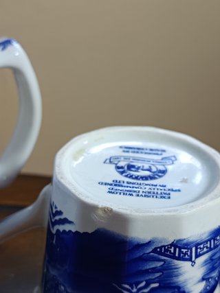 Jarra Ringtons Porcelana Inglesa Azul y Blanca