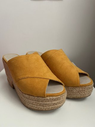 Alpargatas WOMEN’S Secret mujer seminuevas