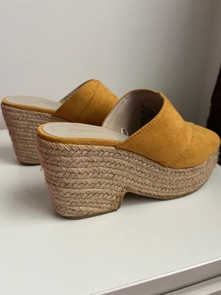 Alpargatas WOMEN’S Secret mujer seminuevas