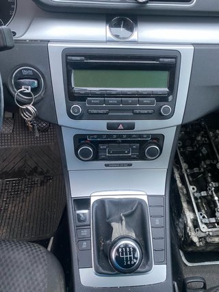 Despiece Passat B7 Variant 1.6 TDI 6V