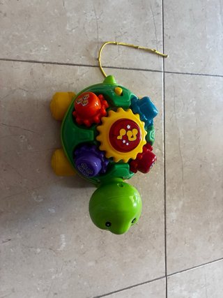 Tortuga musical de arrastre