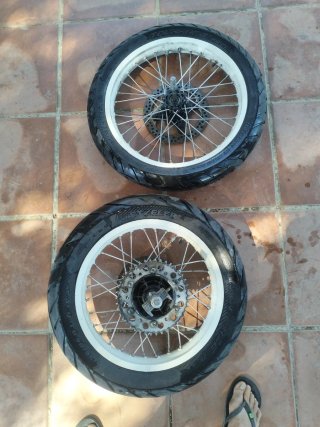 Llantas Honda Dominator 650 1998