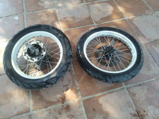 Llantas Honda Dominator 650 1998