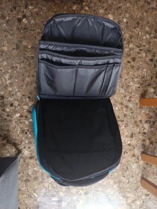 Mochila Makita Negra y Turquesa