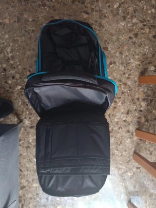 Mochila Makita Negra y Turquesa