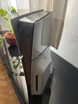 PlayStation 5 Slim 825gb 2 mandos + Fifa 25 y GT7